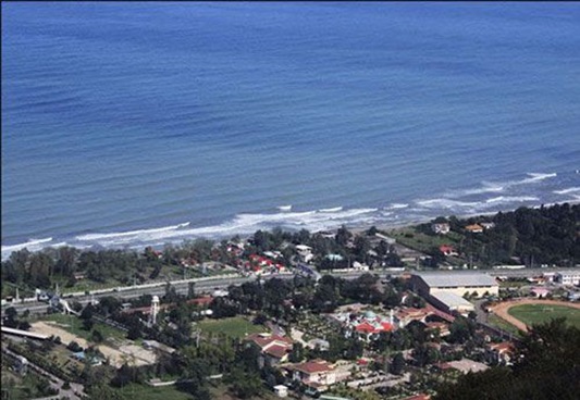 ویلا لب دریا