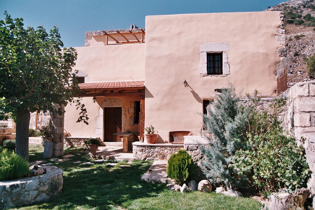 ویلا سنتی د رنوشهر