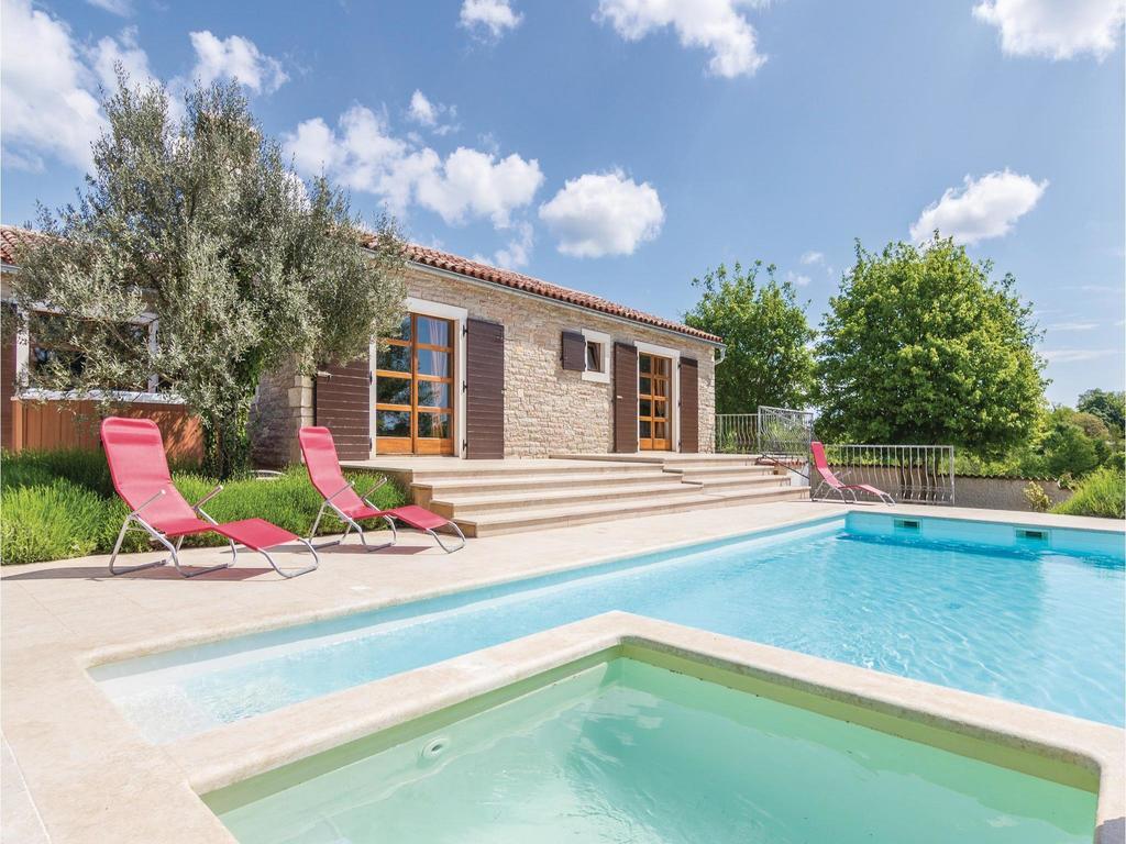 ویلا مناسب در نوشهر