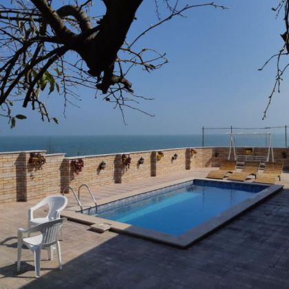 ویلا در نوشهر لب ساحل