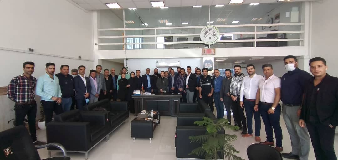 اعضای گروه مشاورین املاک جهان