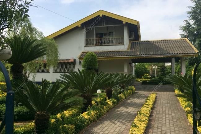 ویلا ساحلی مرمت شده